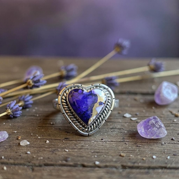 Sterling Silver Heart-Shaped Purple Mojave Turquoise Ring (Size 8) - Picture 1 of 14